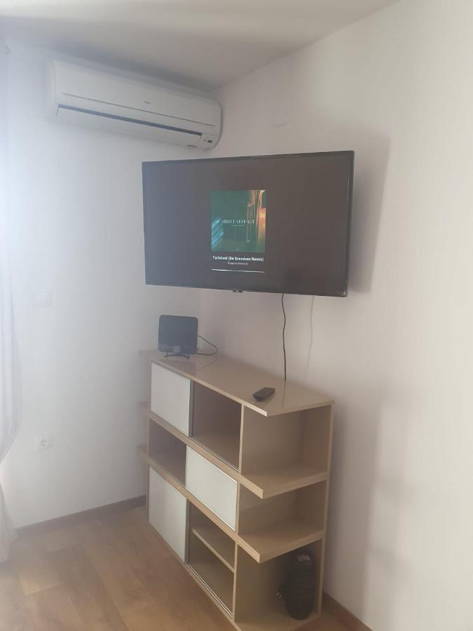 Muring Apartments ตรีบูนย์ ภายนอก รูปภาพ
