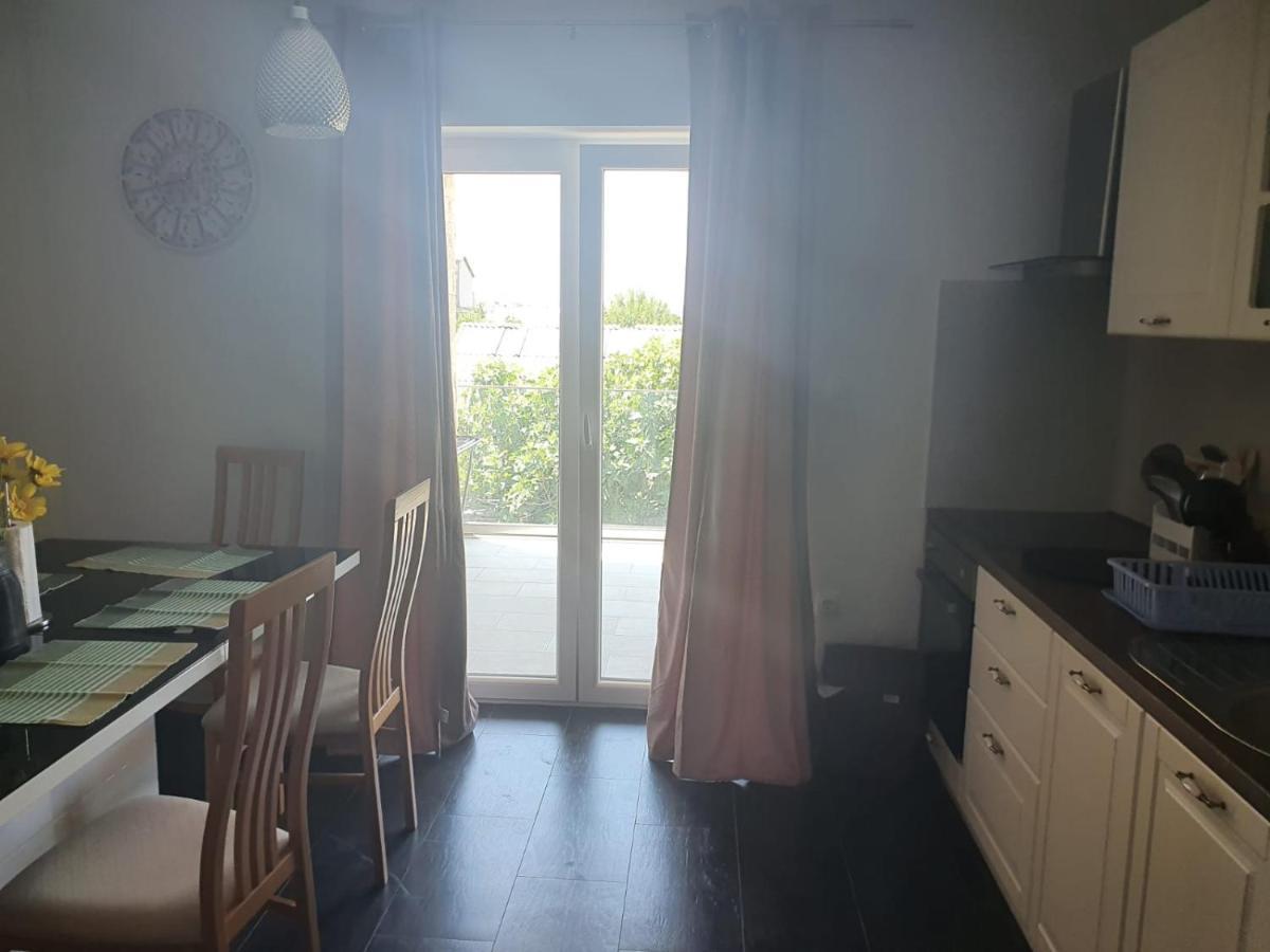 Muring Apartments ตรีบูนย์ ภายนอก รูปภาพ