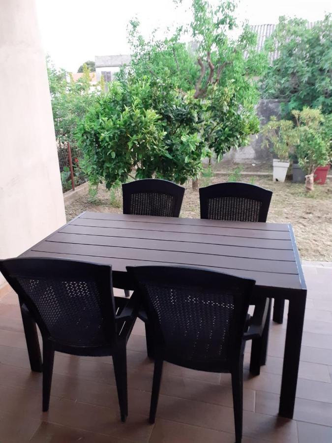 Muring Apartments ตรีบูนย์ ภายนอก รูปภาพ