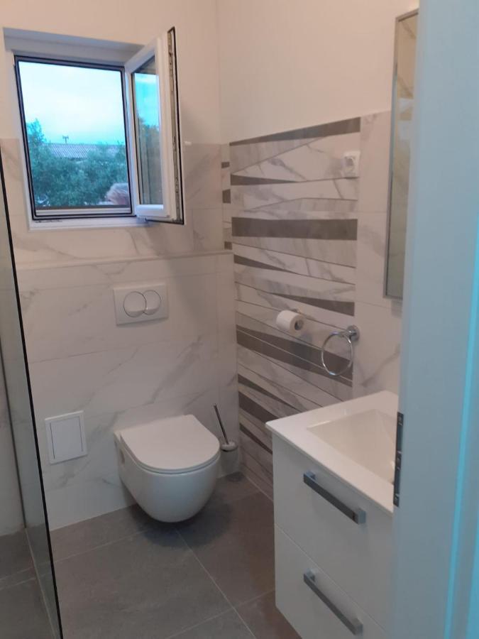 Muring Apartments ตรีบูนย์ ภายนอก รูปภาพ